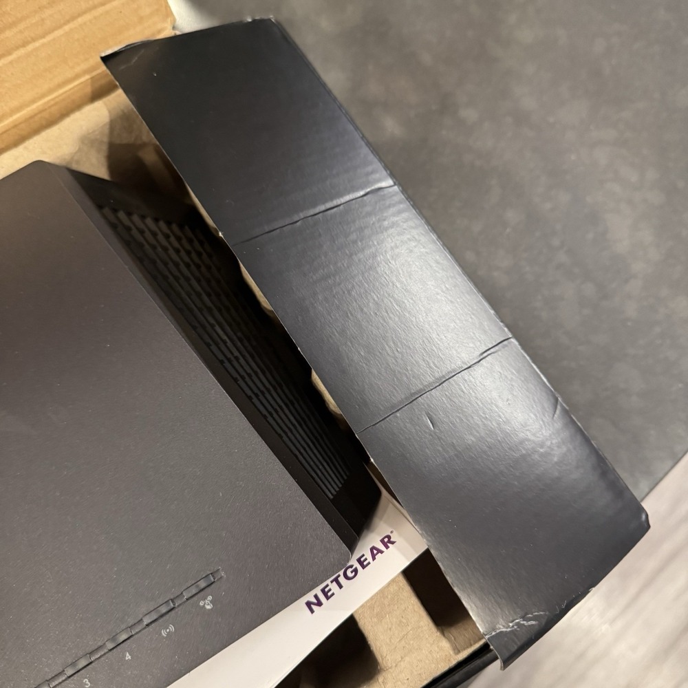 NETGEAR Nighthawk R7000 Smart WiFi Wireless Router AC1900 Gaming Streaming OPEN - Picture 9 of 11